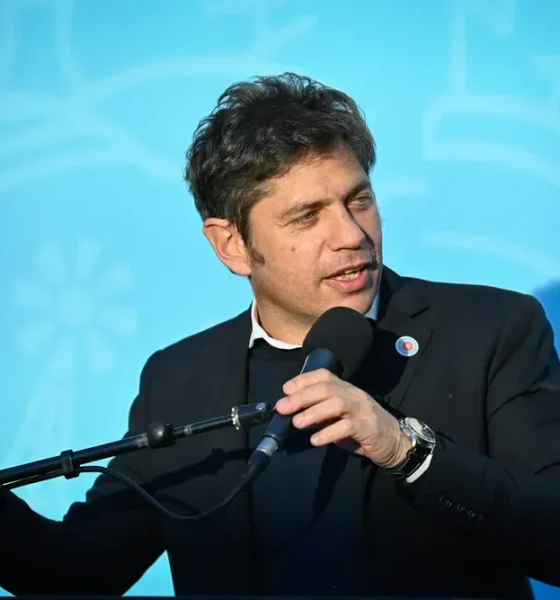 Kicillof entrega viviendas en Tornquist
