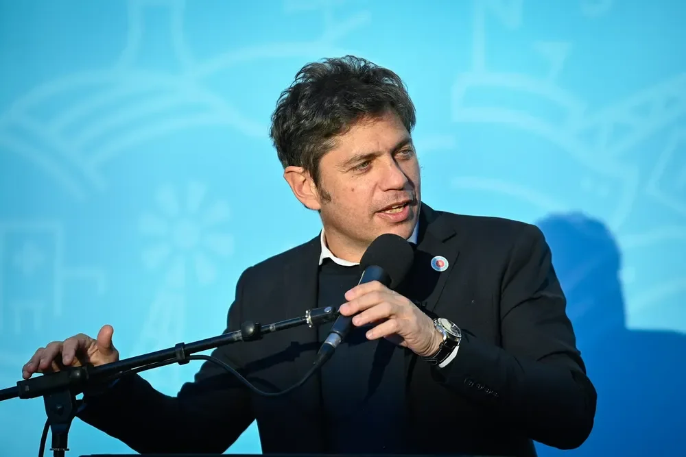 Kicillof entrega viviendas en Tornquist