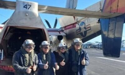 MILEI CADA VEZ MÁS ALINEADO A TRUMP: se sacó una foto con un PORTAAVIONES