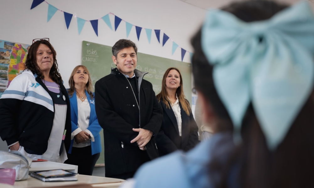 Kicillof inauguró una nueva Escuela y criticó a Milei: “Es criminal dejar a los pibes y las pibas sin educación”