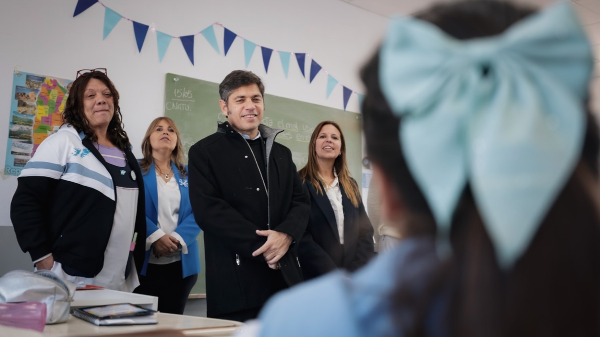 Kicillof inauguró una nueva Escuela y criticó a Milei: “Es criminal dejar a los pibes y las pibas sin educación”