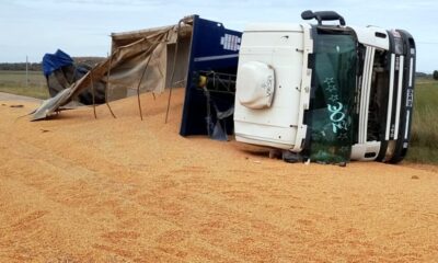 Identificaron al camionero que murió tras volcar sobre la ruta 85, altura Coronel Suárez