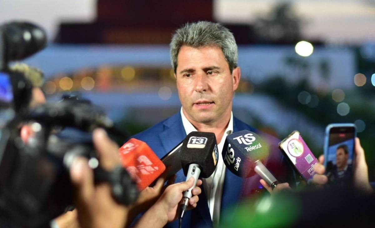 El ex gobernador sanjuanino Uñac quiere ser precandidato presidencial del PJ