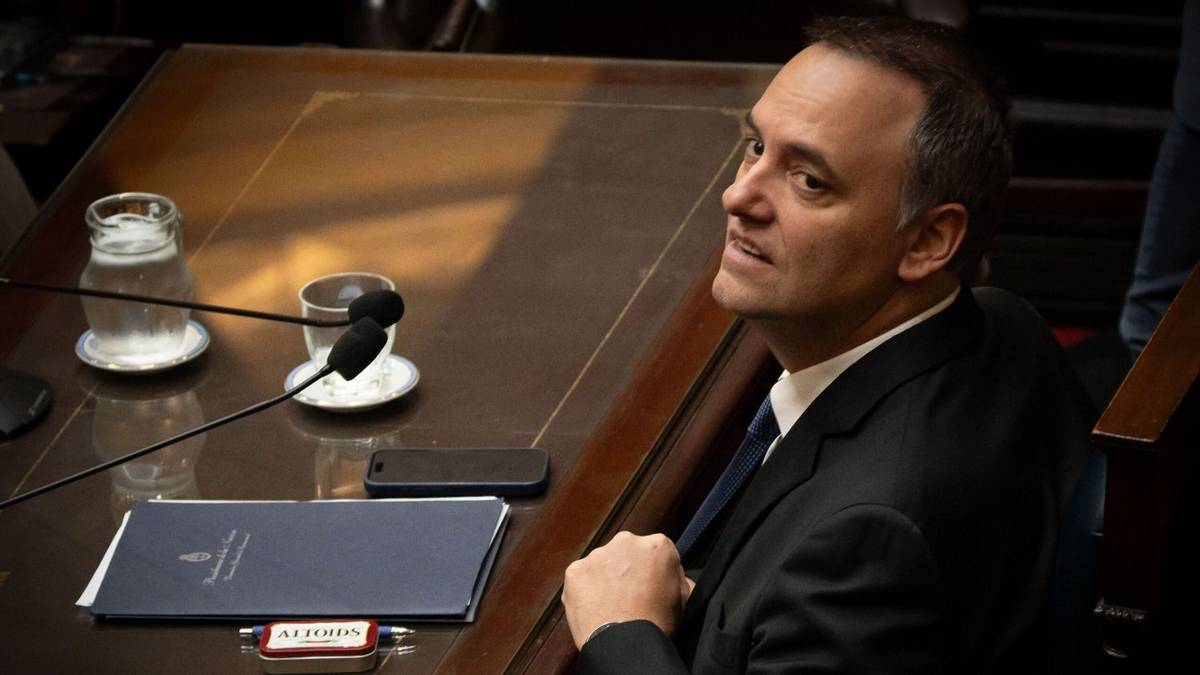 La comparación de la DDJJ de Adorni entre 2023 y 2025 muestra un aumento de más del 1000%
