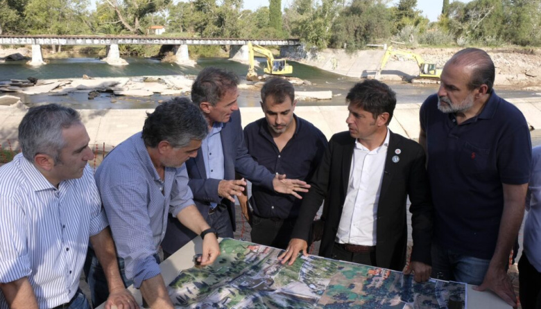 Kicillof desembarca en Bahía Blanca y Coronel Rosales con una agenda de gestión