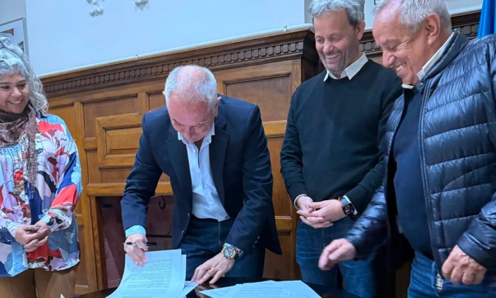 Convenio con la Unión Industrial de Bahía Blanca para impulsar programas de desarrollo productivo