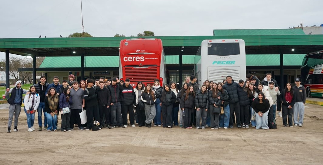 Monte Hermoso impulsa el futuro educativo: 150 estudiantes participaron de la Muestra de Carreras de la UNS
