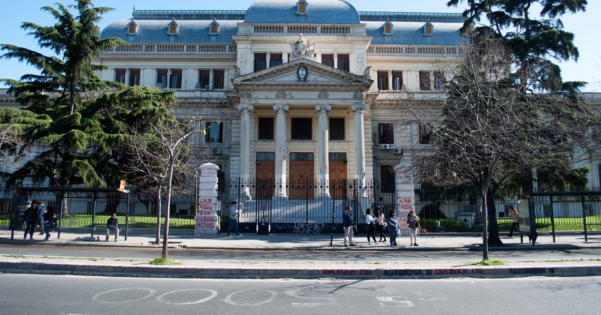 Legislatura bonaerense: Diputados y Senado encaran el último trimestre con urgencias del peronismo